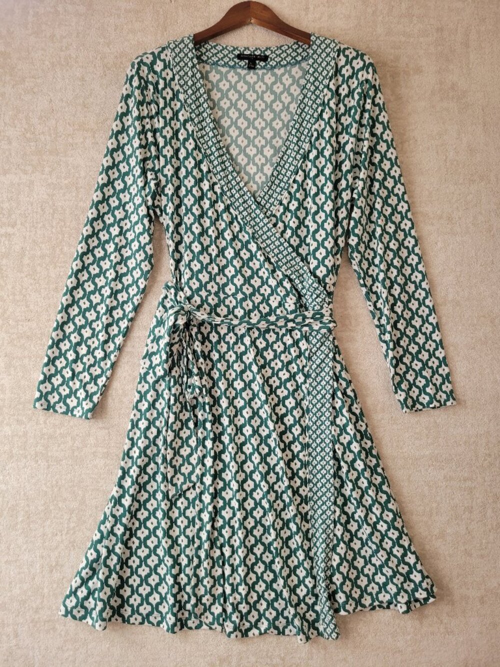 Banana Republic Green Geo Printed Wrap Midi Dress XL Stretch Long Sleeve Retro